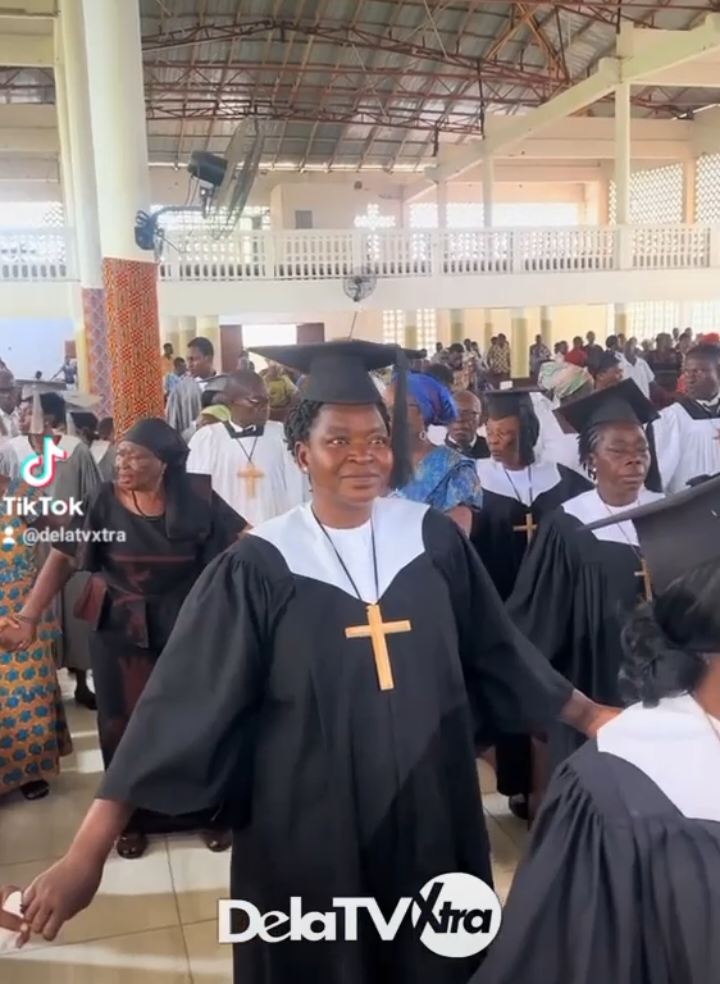 That feeling after receiving the Holy Communion...🥰 #foryou #epcghana #eept #delatvxtra #fyp 