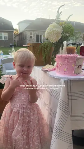 The inner child in me that grew up in apartments was always embarrassed to have people over. Truth is- community is all the matters, not the location. Sometimes the tightest places create the most memorable memories 💕 #toddlerbirthday #secondbidthday #birthdayparty #backyardbirthday #birthdaypartyideas 