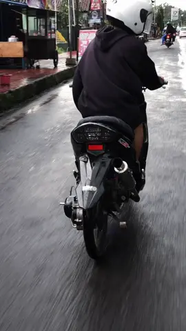 #pengunaring17 #purbalingga #mio115 #jogjastyle  edisi helem jumbo🤏🏼🗿😭😭