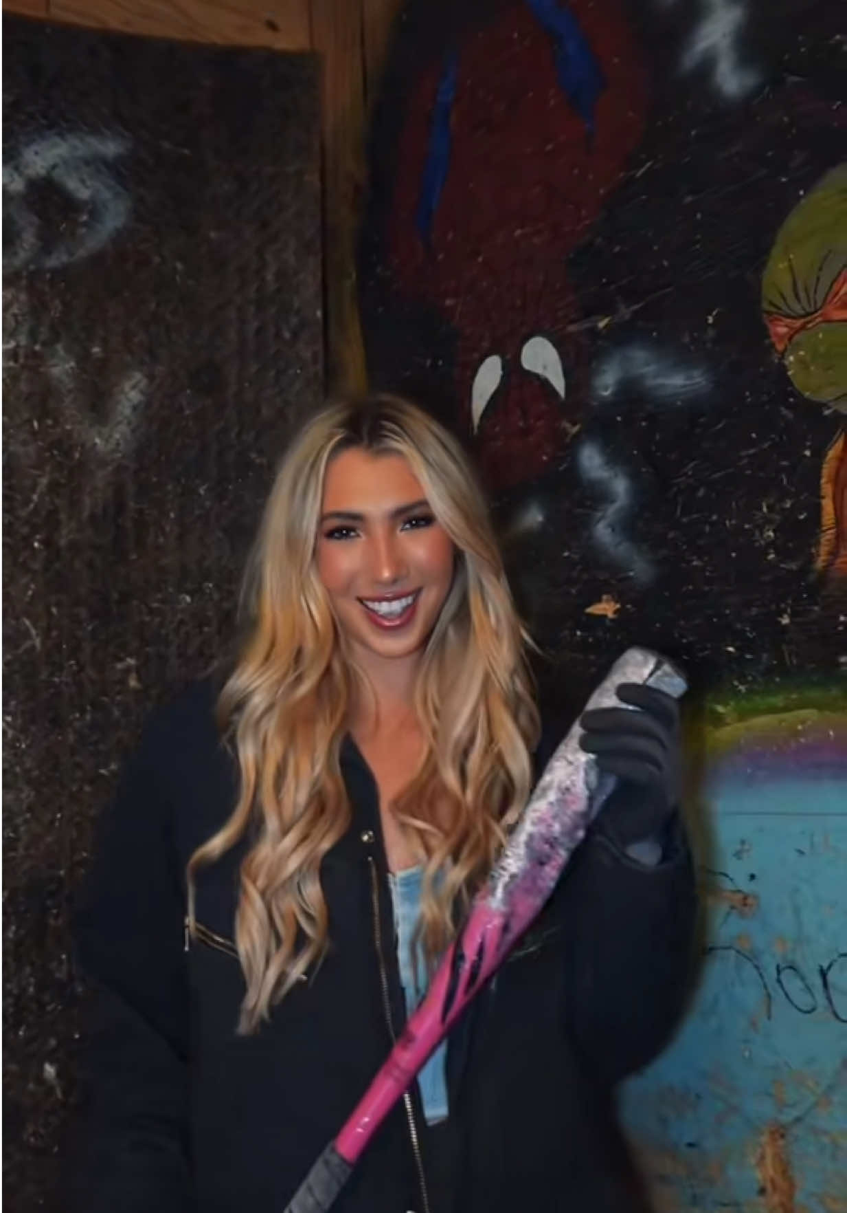 Tag your crazy friend 💅  #countrymusic #country #mirandalambert #ellalangley #meganmoroney 