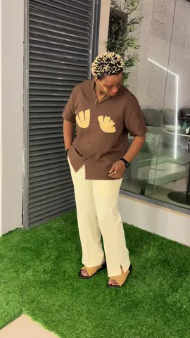 Living in luxury is equal to wearing luxury 🤗👌 Complete outfit from store 🛒🛍️