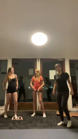 Træning🦖@kinder.duo #goviral 