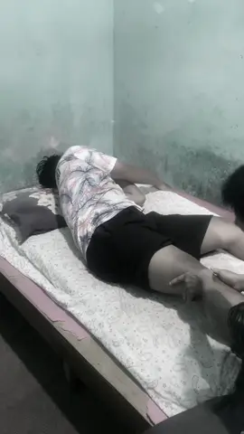 21-10-2024,satu tahun sudah cedera ini bersama.”Dislokasi lutut” yang terjadi karena kecelakaan olahraga.Memaksakan diri harus berhenti sejenak dari dunia badminton,seiring berjalan nya waktu rasa sakit makin bertambah dan sampailah di ruang operasi dengan diagnosa Cedera Acl + Meniskus. Soon,i’ll be back to badminton court and play with my new performance Comeback Stronger🔥 #acl #meniscus #injury #aclrecovery #fyp 