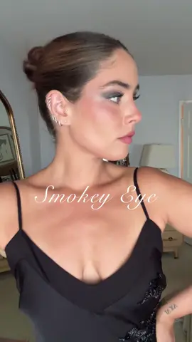 Smokey eye date night tutorial 🖤 @urban decay @Armani beauty @Thrive Causemetics 