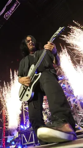 DAN WILL NOT BREAK 🎸💥 #disturbed #iwillnotbreak #livemusic 