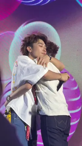 29 ขวบกับอ้อมกอดที่ปลอดภัย 😊💖#นุ๊กธนดล #ป๊ายปายโอริโอ้ #shineonbossnook29th 