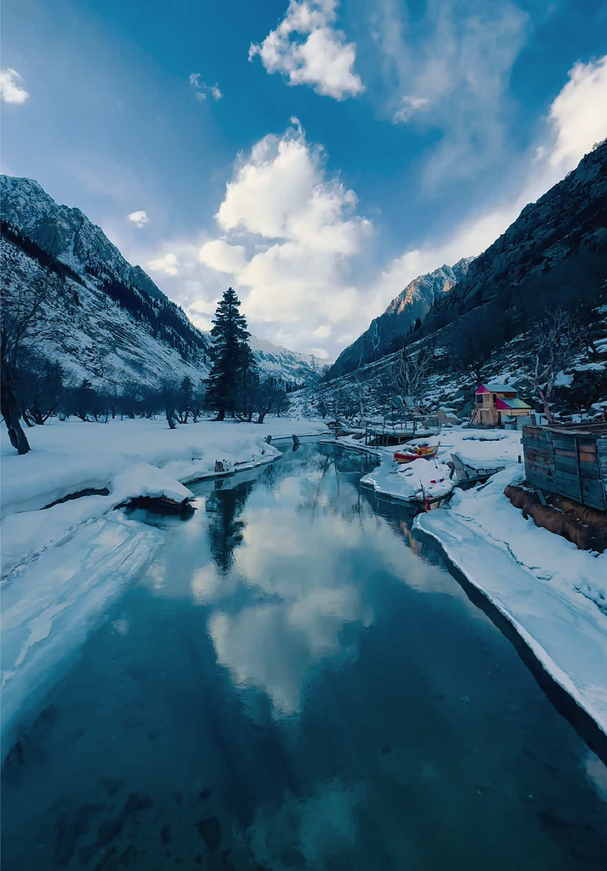 Join os on our weekly group tour to the most breathtaking destinations across Pakistan 🇵🇰!  Upcoming Trips:        •    3 Days = Swat, Kalam & Malam Jabba        •    3 Days = Neelum Valley, Kashmir        •    5 Days = Hunza, China Border & Naltar Valley        •    5 Days = Fairy Meadows & Nanga Parbat Base Camp        •    7 Days = Skardu, Basho Valley & Deosai Plains        •    8 Days = Hunza, Skardu, China Border, Skardu & Basho Valley  FOR DETAILS & BOOKING:  Contect us on WhatsApp ( Number in profile ) 0300 87 83 848  #swat #snow #travel #foryou #viralvideo 