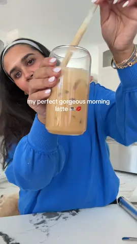 literally haven’t gotten my coffee out since I started making it this way bc it’s that good. I am spreading the cream in coffee gospel #coffee #latte #coffeetiktok #latterecipe #fallaesthetic 