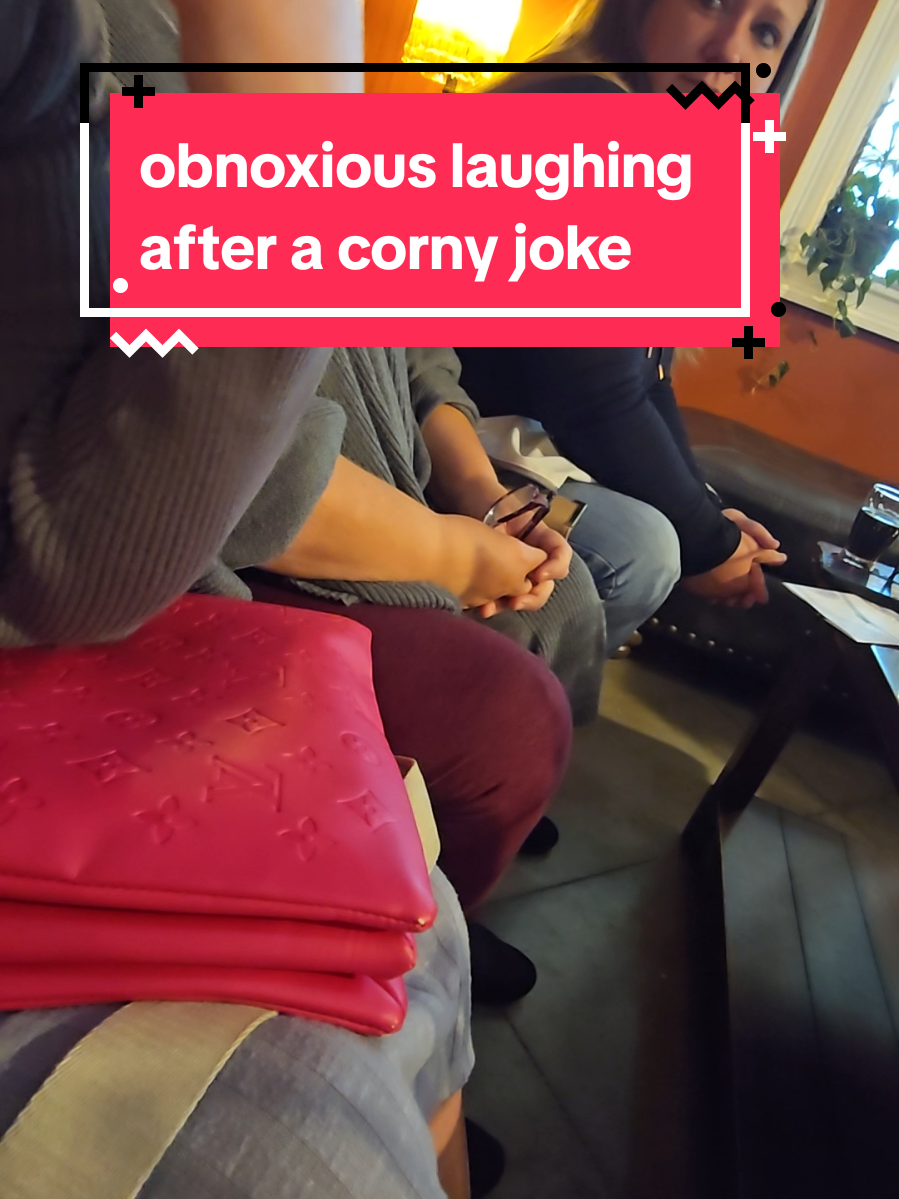 telling my mom and sister a corny joke and then laughing obnoxiously #viral #fyp #joke #corny #obnoxious 