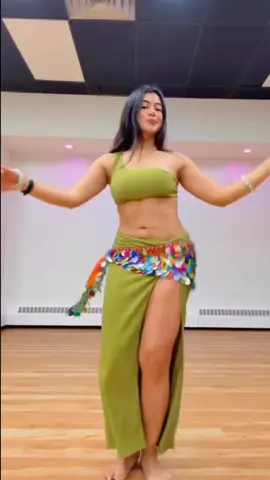 #bellydance #romaniandance #romandans #tiktokdance #çiftetelli 