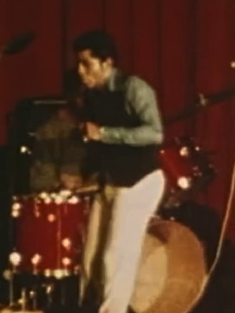 James Brown's talent reincarnated in a 16 year olds body🤯🔥 Follow our boy @Preacher_K ! #jamesbrown #60smusic #70s #dancer 