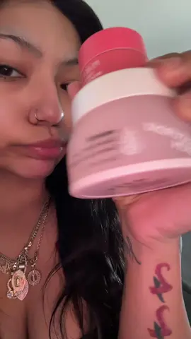 Love these products they’re so amazing and hydrating for the skin #fyp #fypシ #viral #foryoupage #fypシ゚viral 