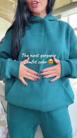 The prettiest color for winter @Comfrt 