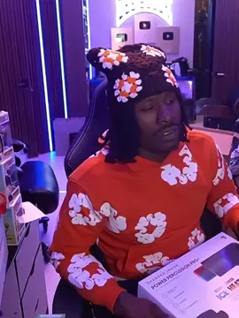 Never go through a phone. #motivation #mindset #real #dukedennis #ddg 