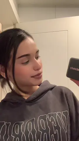 I’m obsessed with @Huda Beauty and @Maybelline NY 🥹🥹 #العراق #iraq #duhok #fyp #beautycreatorclubseason3 