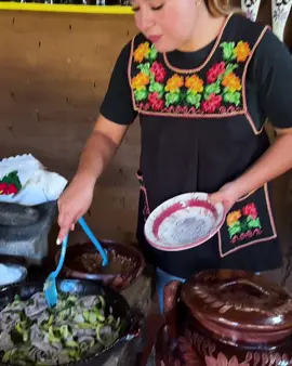 El mejor Bistec Encebollado ranchero: ¡Quedó bien sabroso y suavecito! #recetascaseras #recetas #cocinamexicana #lacocinaenelrancho #bistecencebollado 