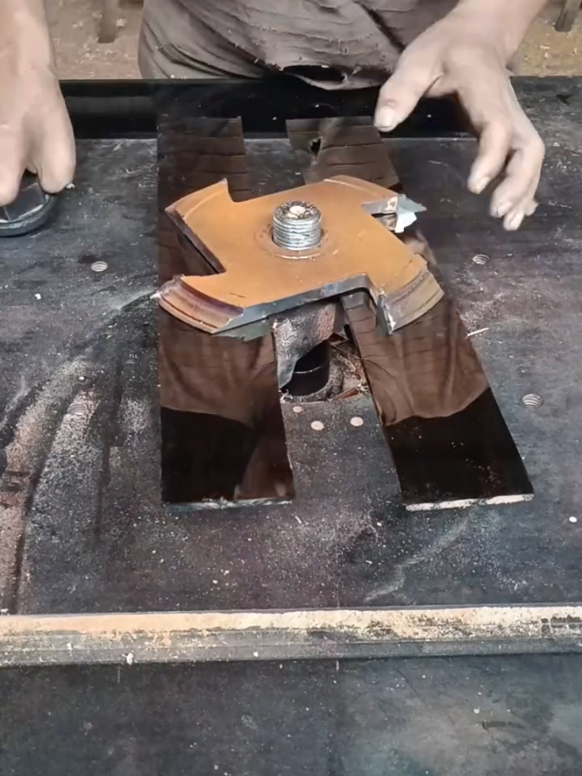 #iron #welding #weldinglife #ironman #weldingtiktok 