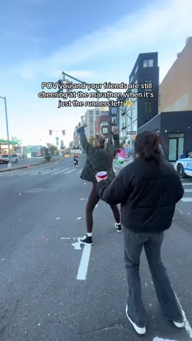 In honor of the NYC marathon coming up, don’t forget that everyone deserves to be cheered for, no matter their pace!! 💕💕💕💕 #nycmarathon 