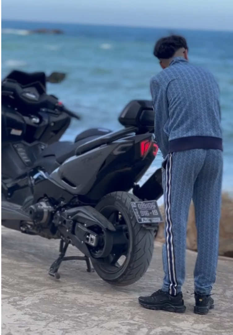 #fyp #algerie🇩🇿_maroc🇲🇦_tunisie🇹🇳 #tmax #الشعب_الصيني_ماله_حل😂😂 