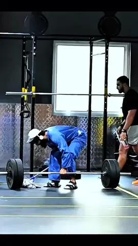 cleaner shocked 😲  #anatoly #prank #gym #fyp @ANATOLY 