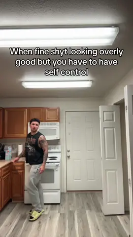Self control fellas #fy#fyp#viral#xycba 
