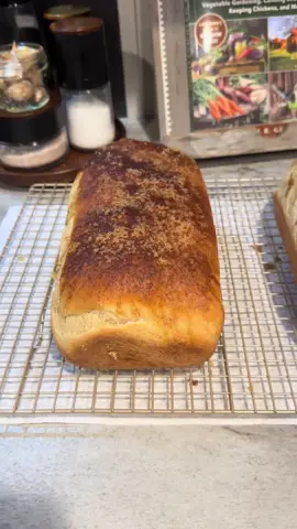 Apple butter swirl bread I’m praying it looks good in the middle!