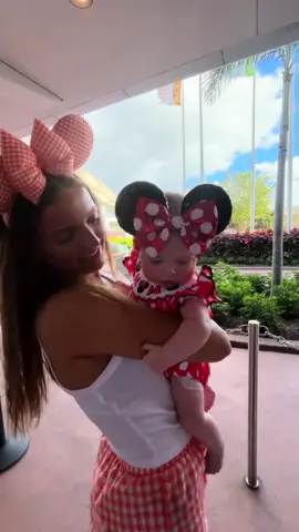 Disney with babies>>❤️🖤