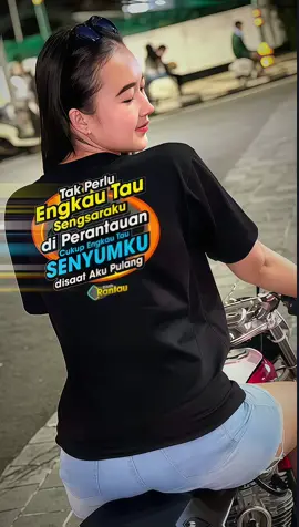 cek keranjang kuning ya kak kaosnya 🥰  . . . #kaoskatakata #kaospria #kaoskeren #kaosdistro #kaosviral #kaoskece #kaosmurah #kaoskatakatakeren #kaosviralkekinian #OOTD #fyp 