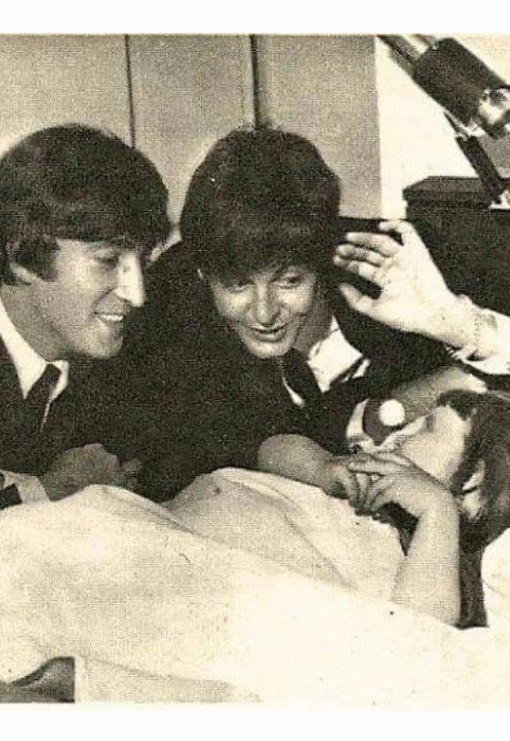 my actual parents btw || the thumbnail picture for this video is actually the cutest thing ever… I love them so much 🫀👨‍❤️‍💋‍👨 #mclennon #thebeatles #johnlennon #paulmccartney #fyp 