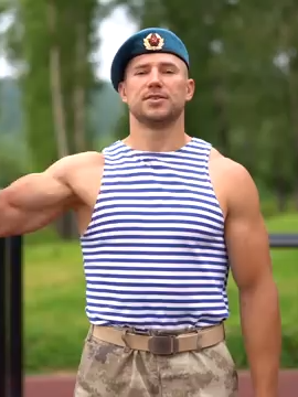 СОВЕТ ДЕСАНТНИКА КАК НАУЧИТЬСЯ ОТЖИМАТЬСЯ С 0 ДО 100. МЕТОДА ВДВ.