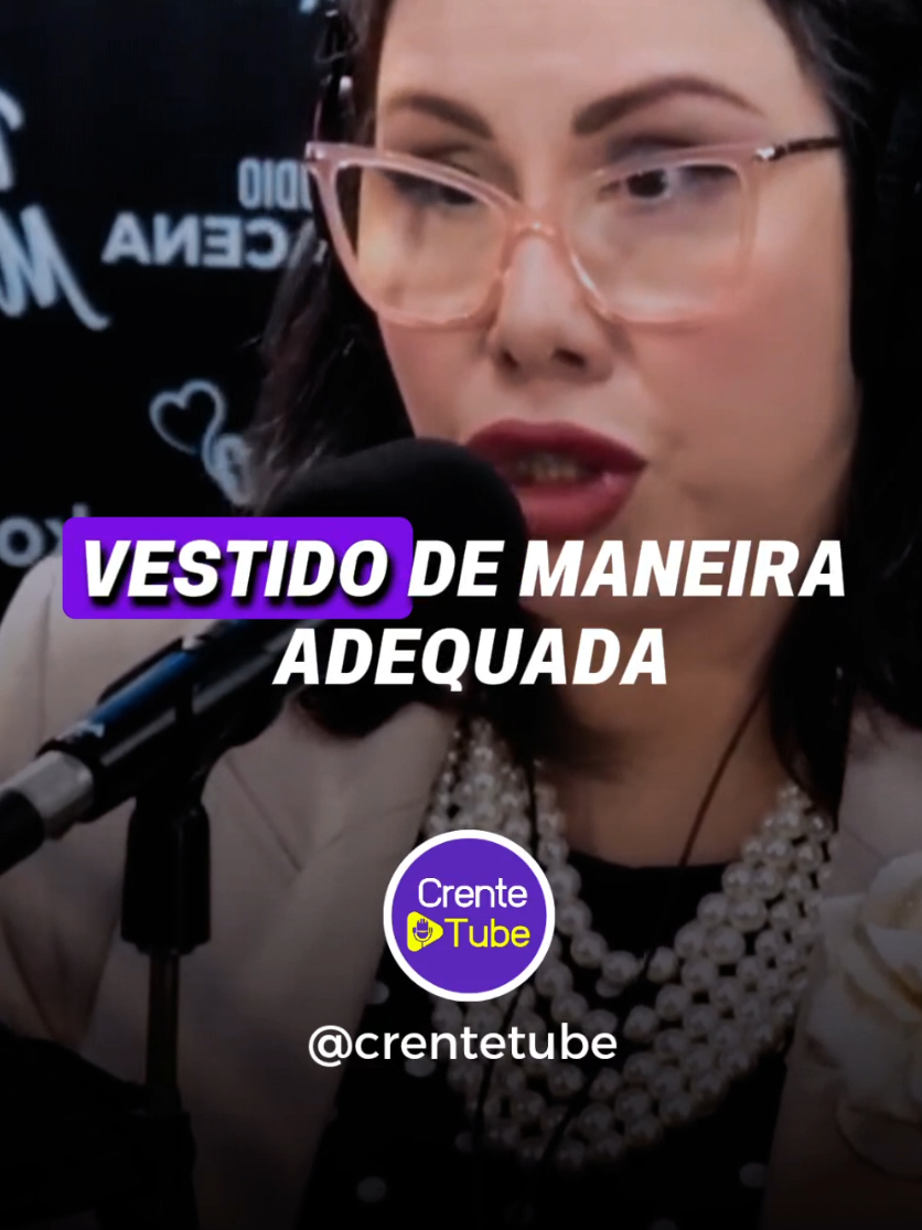 A maneira como você se veste, também comunica #sarahsheeva #roupadecrente #usosecostumes #roupacomunica #assembleiadedeus 
