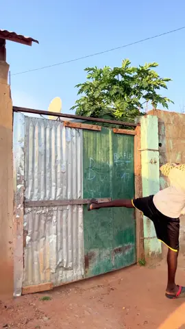 Pourquoi moi ? #comedia #comedie #funnyvideos😂 #fyppp #humour 