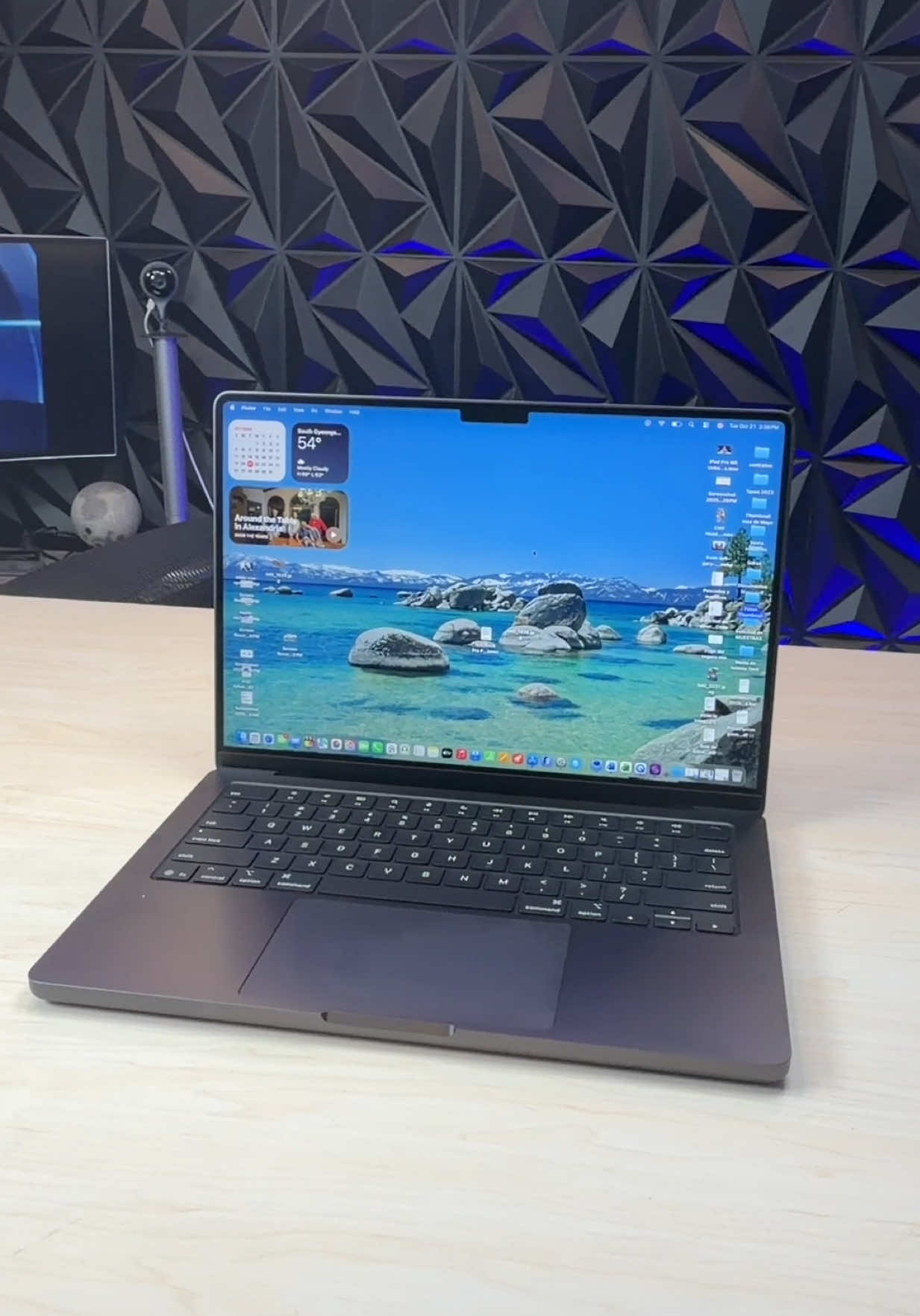 Nueva MacBook Pro con el Procesador M5 potencia, increíble pantalla y batería #macbookprom5  #newMacBookProM5 #apple #applemacbookprom5 