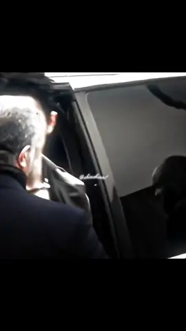 xz:آره من تورو هستم زیاد قلقت داره دستم میاد wy:بزار پشتمون حرف در بیاد بزا بزنن نفت در بیاد  #cdrama  #xiaozhan  #wangyibo  #فوریو  #fry 