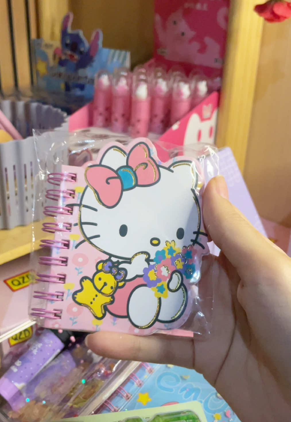☺️✨Esse foi o resultado do seu sorteio, Nana! Espero que tenha gostado, um sweeet beijo!☺️✨ - - - - - - - - #mysterybox #cutestationery #papelariafofa #caixamisteriosa #mysteryscoop 