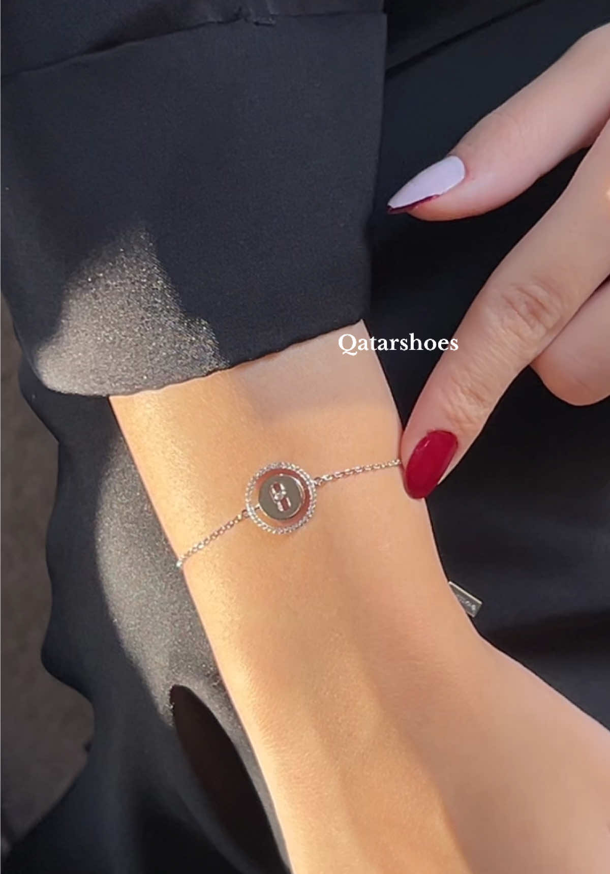 سوراه ال lucky move من مسيكا متوفره عندنا حاليا السلفر تقدرون تطلبونها من الموقع🫶🏽