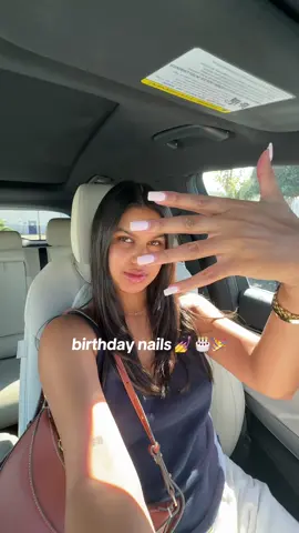 come get my birthday nails with me ✨🎂🤍 #birthdaynails #labobeautesalon #nails #nailsalon 