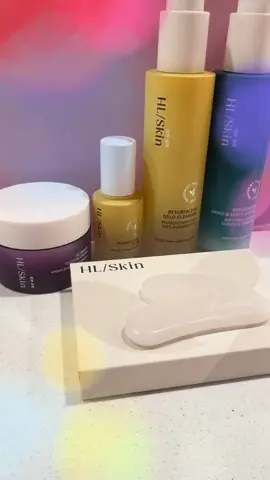 Meet my skincare  obsession 😍✨ The skin line that makes me feel like I woke up in a filter! Message me if you would like a a free skin scan and I will send you the link 🥰#hlskin #southafrica #skincare #mrsmama #fyp 