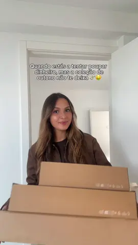 É suposto resistir? É que eu tenho vontade de comprar tudo o que vejo 🥲 #fallcollection #relatablecontent #funnytiktok #funnytiktokvideos 
