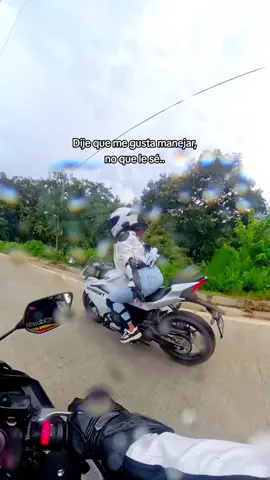 ups.. jaja #bikergirl #moto #humor #piloto #biker 