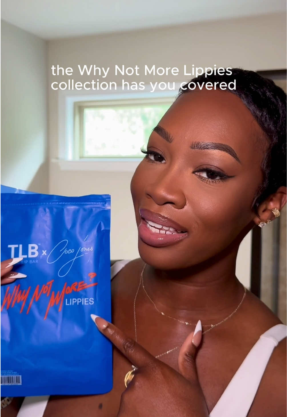 Don’t tell us we didn’t tell you to grab your TLB x Coco Jones lip bundles 💋 Exclusively at thelipbar.com until Oct. 24th. #cocojones #lipcombo #lipkit #lipliner #lipgloss 