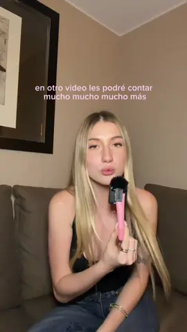 No me tomo personal el comentario, es más creo que fue oportunidad para también contarles este lado del que sinceramente solo lo he hablado en LIVES, pero jamás me he tomado el tiempo de contarlo, entonces como me voy a enojar, si igual la gente siempre se dejara llevar únicamente por lo que ve en redes sociales y se súper entiende, hago media culpa en no haber sido tan real en ese momento que viví todo ese proceso, pero las redes sociales funcionaban distinto. Quizás las cosas las hubiese hecho diferentes si fuesen como es TikTok hoy 🩷  