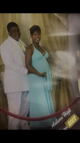 I had #giftyourmelody write a song for my hubby and I absolutely love it! Here’s our love story, in Music form! #highschoolsweethearts #hubby #wifey #fyp 