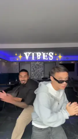 Who knows this 👓 #nurfürdich#tutorial#trend#dancewithcurry#brother 