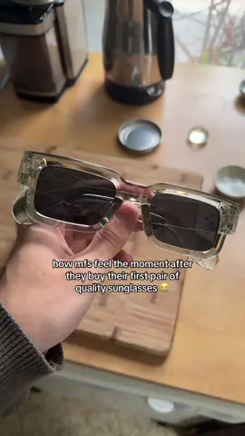 switching up so fast #sunglasses #fashion #foryou 