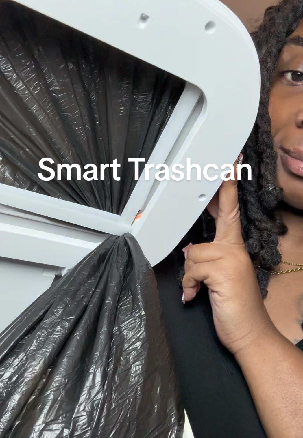 The perfect bathroom upgrade!! It seals and refills itself ‼️ Also on sale for over 50% off with free shipping #smarttrashcan #smarttrashbin #intrelifesmarttrashcan #motionsensoredtrashcan #bathroomupgrade 
