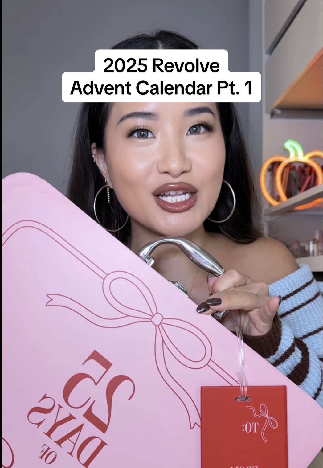 may or may not be the the most expensive and full size advent calendar yall 🤯😭😀 #makeupreview #adventcalendar #unboxing #honestreview #holidaygifts 