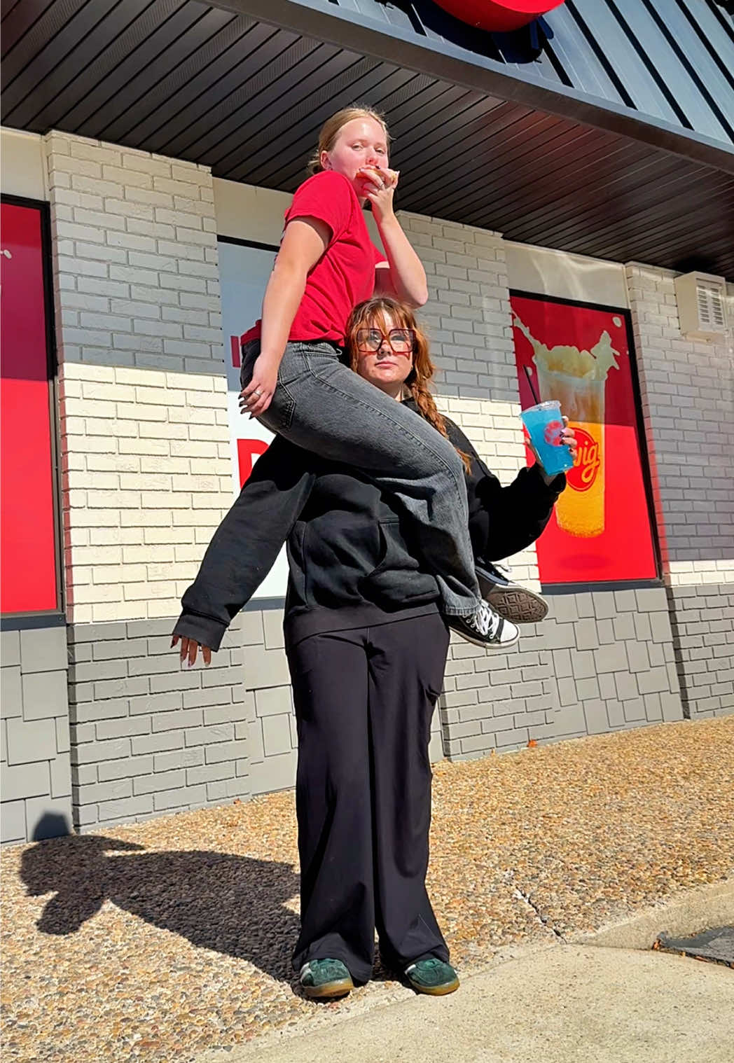 Chat, who are we voting for tonight? 👀🪩✨ dc: @Robert Irwin @Witney  Carson #swigdrinks #dwts #robertirwin #drinktok #dirtysoda 