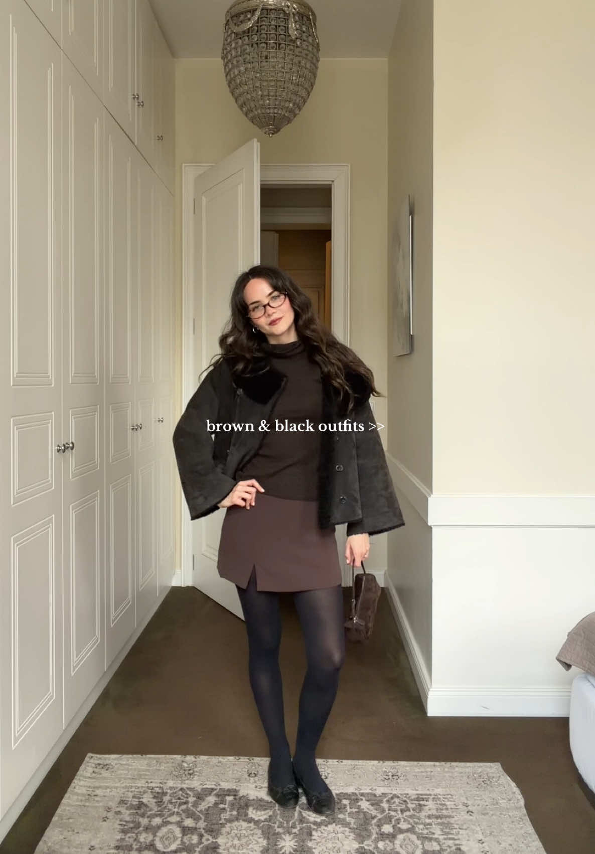 one of my favorite color combos 🧸🖤 but i’m also pro navy and black #outfitoftheday #falloutfitinspo #falloutfits #styling 