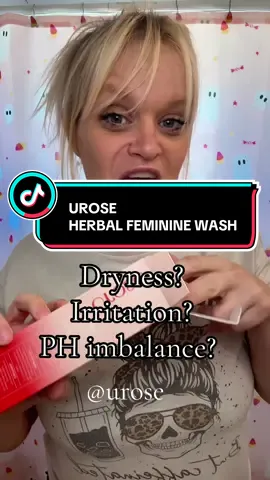 Ladies, stop using body soap down there 😭 your cookie deserves better 🍓💦 #FeminineCare #HygieneTips #SelfCareRoutine #TikTokMadeMeBuyIt #WomensHealth
